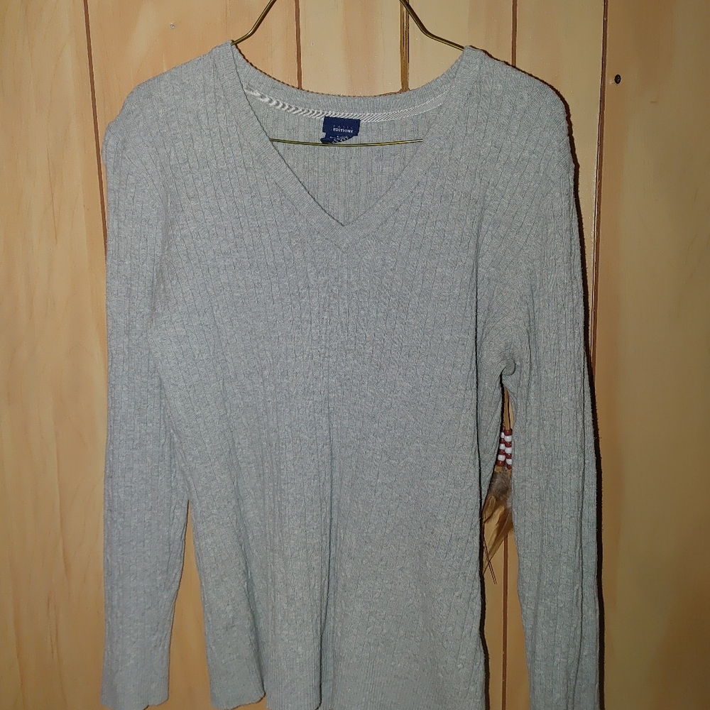 Basic Editions Gray Sweater